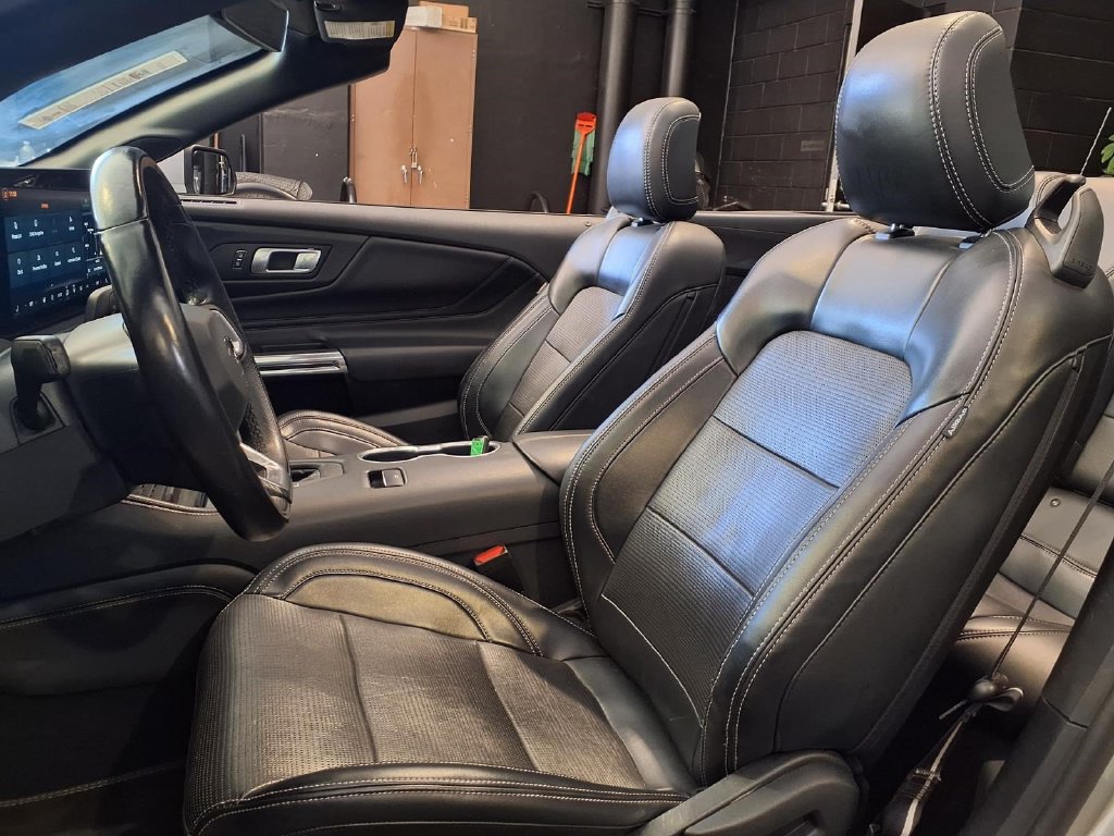 Used 2024 Ford Mustang Premium RWD image 17