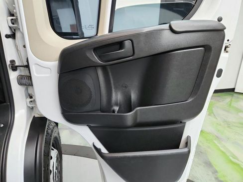 Used 2019 RAM ProMaster 2500 FWD image 23