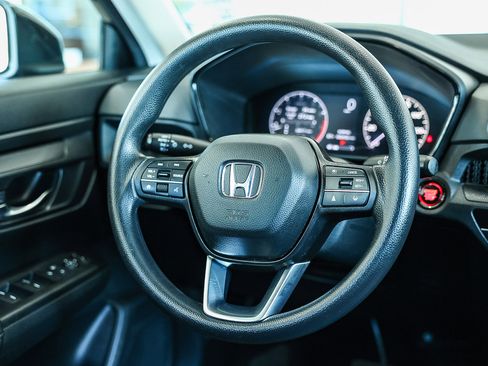 Used 2024 Honda CR-V LX image 21