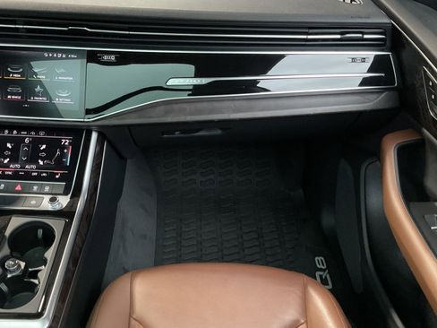 Used 2022 Audi Q8 Premium w/ Convenience Package image 26