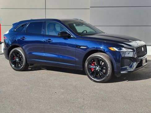 Used 2025 Jaguar F-PACE R-Dynamic S image 6