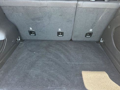 Used 2023 Jeep Renegade Latitude w/ Sun/Sound Group AWD/4WD image 15