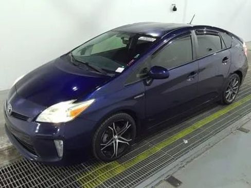 Used 2014 Toyota Prius Three FWD image 1