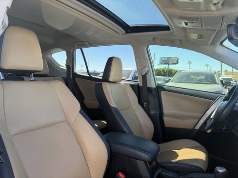 Used 2018 Toyota RAV4 Limited image 38