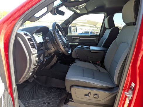 Used 2021 RAM 1500 Lone Star image 9