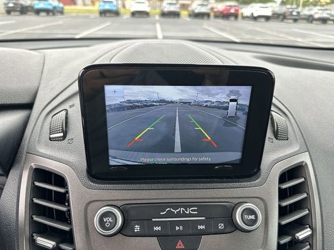 Used 2023 Ford Transit Connect XLT FWD image 23