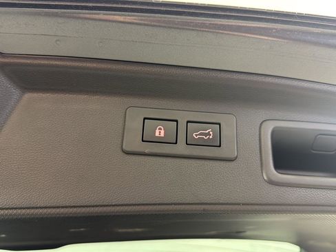 Certified 2023 Subaru Forester Premium image 7