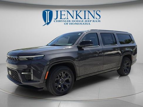 New 2026 Jeep Grand Wagoneer L Limited AWD/4WD image 10