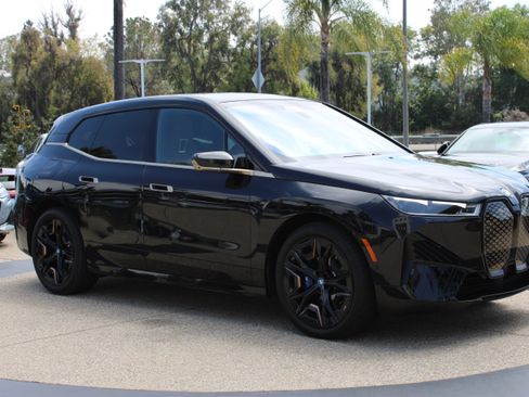 Used 2024 BMW iX M60 AWD/4WD image 8