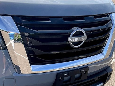 Used 2024 Nissan Pathfinder Platinum w/ Cargo Package image 31