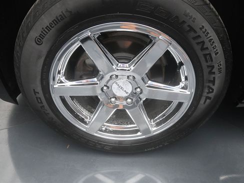 Used 2019 GMC Acadia SLT FWD image 16