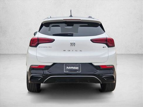 Used 2024 Buick Encore GX Sport Touring image 7