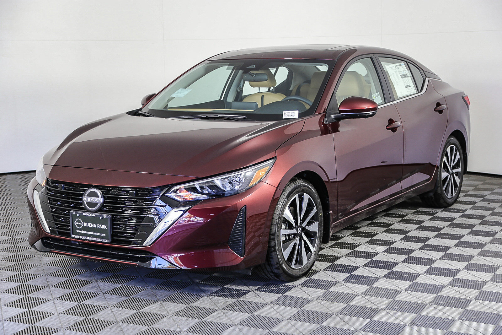 Used 2025 Nissan Sentra SV w/ SV Premium Package FWD image 5