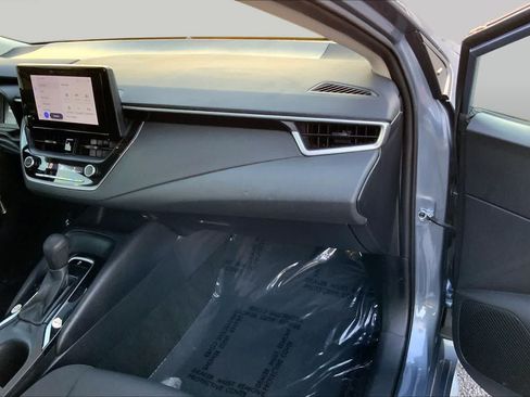 Used 2024 Toyota Corolla LE FWD image 18