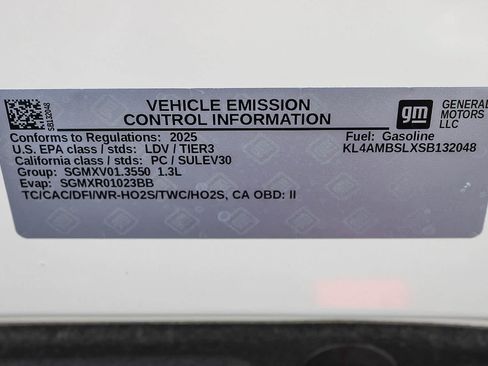 Used 2025 Buick Encore GX Preferred FWD image 27