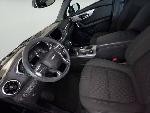 Used 2021 Chevrolet Blazer LT FWD image 31