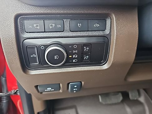 Used 2024 Ford F250 King Ranch w/ FX4 Off-Road Package image 19