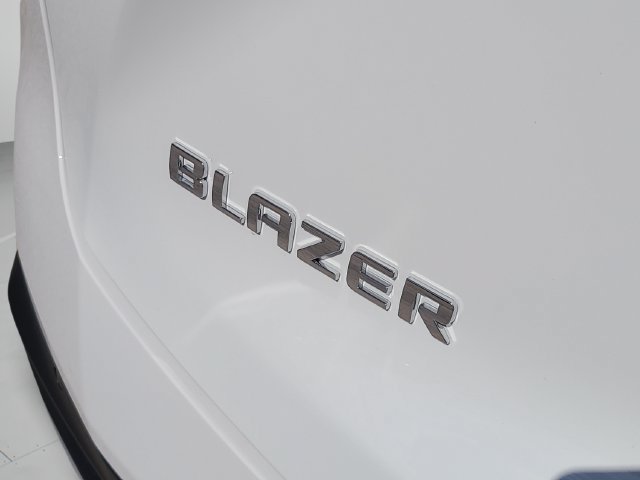 New 2026 Chevrolet Blazer LT FWD image 9