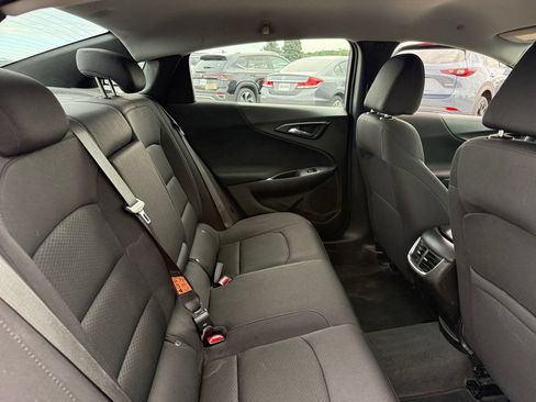 Used 2024 Chevrolet Malibu LT FWD image 38