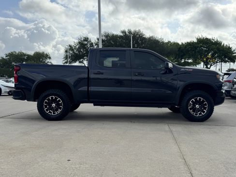 Used 2024 Chevrolet Silverado 1500 ZR2 w/ Technology Package image 7