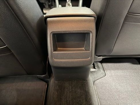 Used 2018 Volkswagen Passat 2.0T R-Line image 36