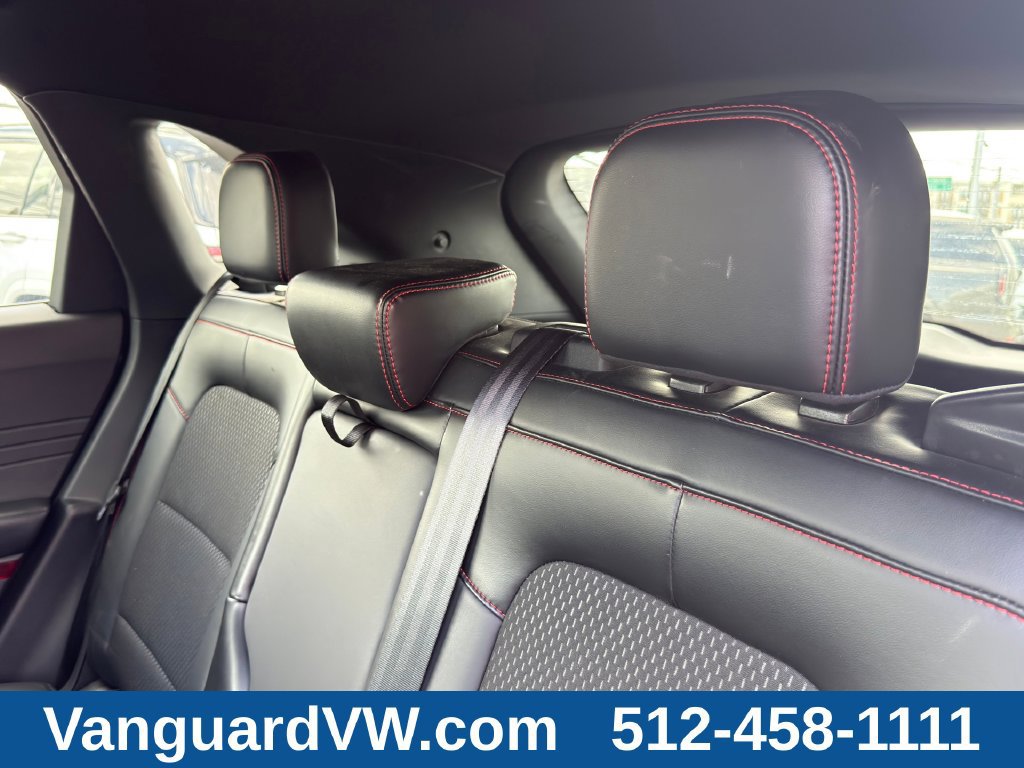 Used 2025 Ford Escape ST-Line Select AWD/4WD image 29