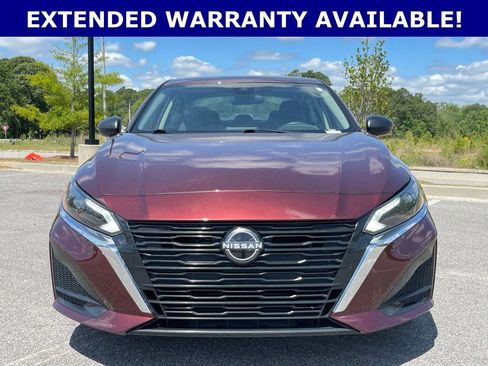 Used 2024 Nissan Altima 2.5 SV FWD image 6