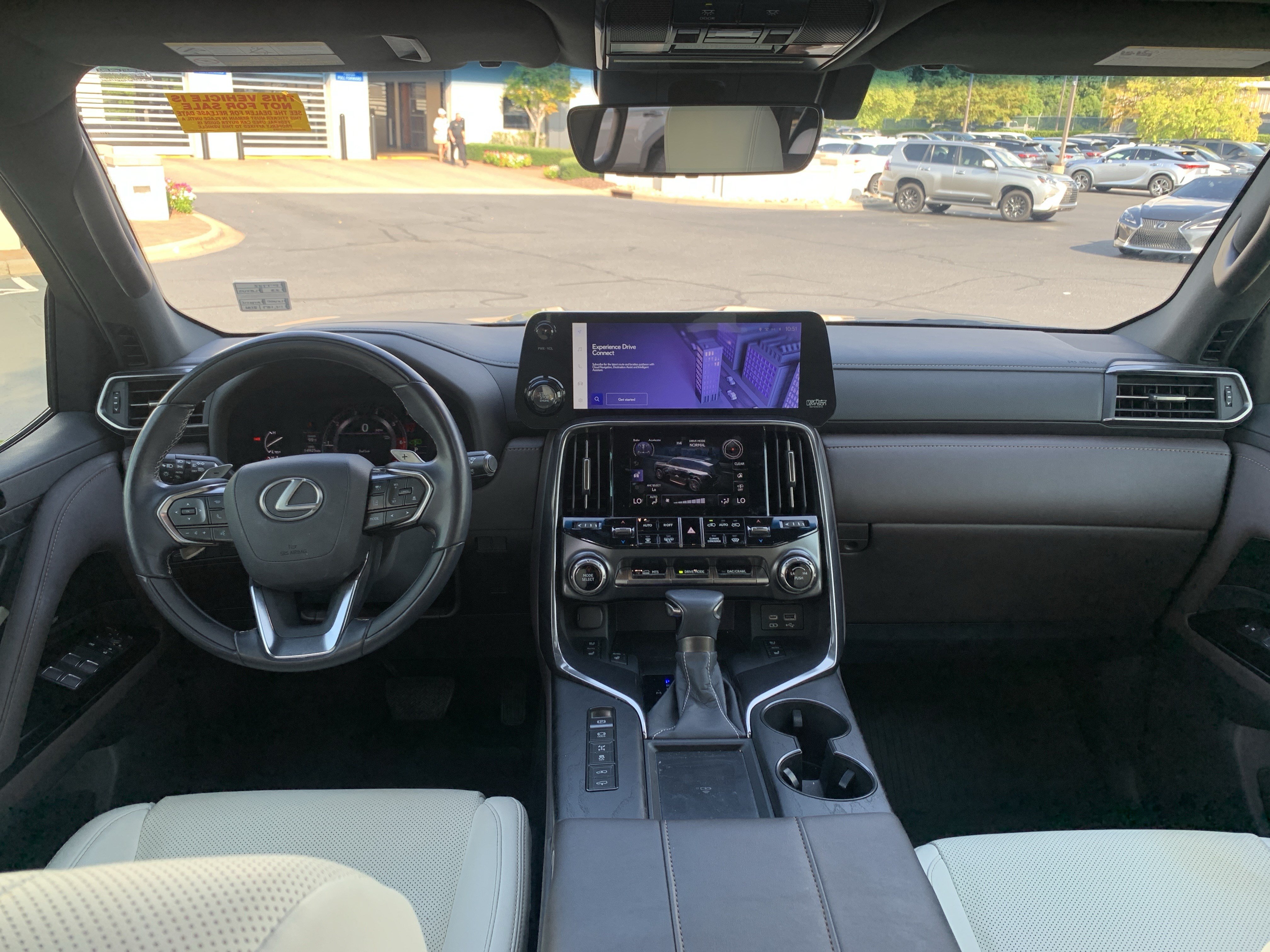 Used 2023 Lexus LX 600 4WD w/ Appearance Package image 19