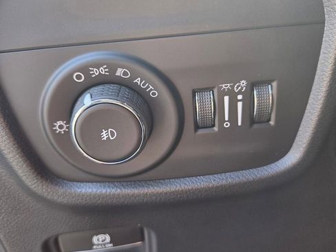 New 2026 Jeep Grand Cherokee L Limited AWD/4WD image 15