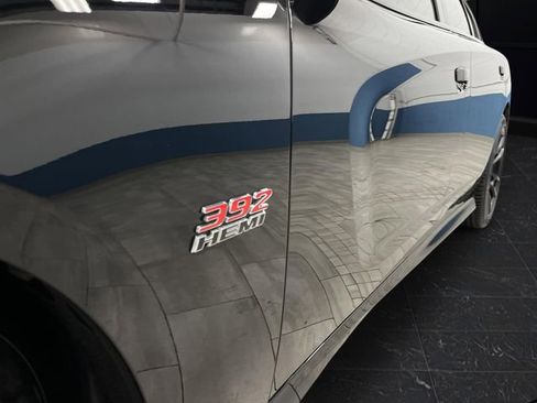 Used 2022 Dodge Charger Scat Pack w/ Dynamics Package image 32