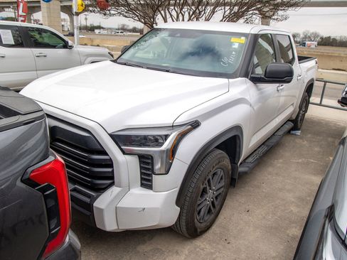 Used 2024 Toyota Tundra SR5 image 1