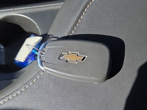 Used 2023 Chevrolet Camaro LT image 35