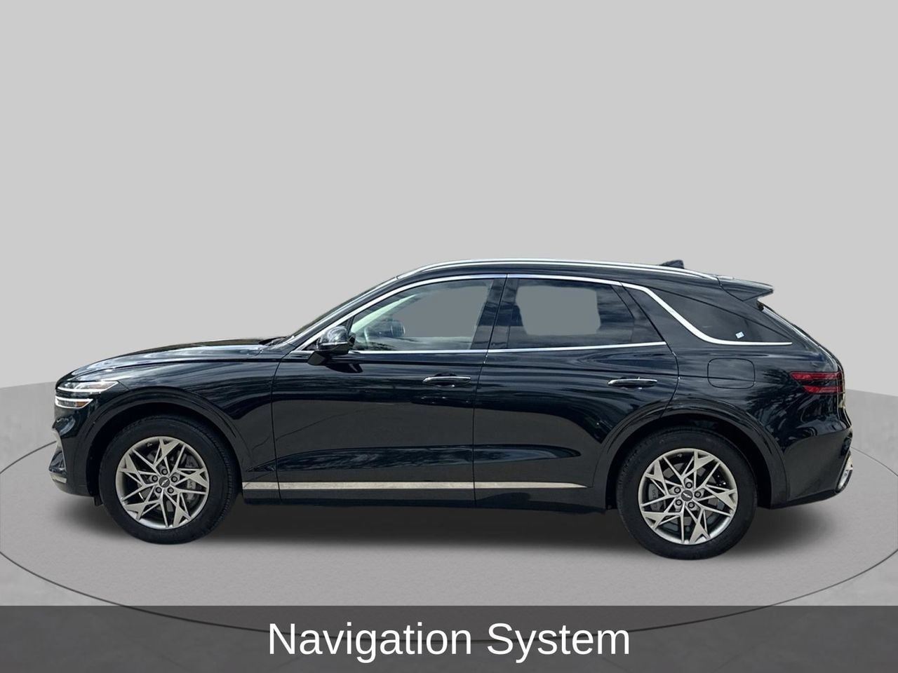 Used 2025 Genesis GV70 2.5T w/ Select Package AWD/4WD image 2
