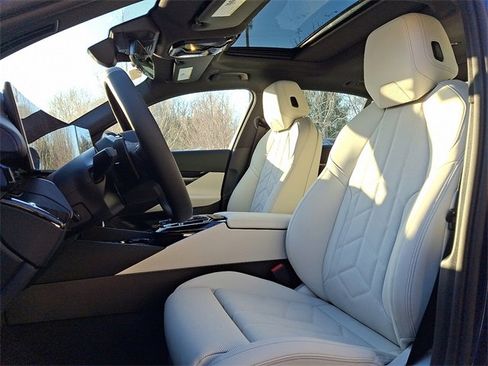 New 2026 BMW 530i xDrive w/ Premium Package image 12