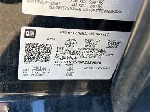 Used 2023 GMC Sierra 1500 AT4 w/ Technology Package image 25