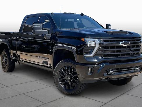 Used 2025 Chevrolet Silverado 2500 High Country w/ High Country Premium Package image 4