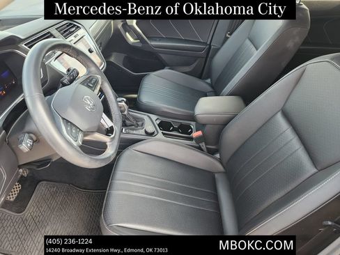 Used 2022 Volkswagen Tiguan SE AWD/4WD image 12