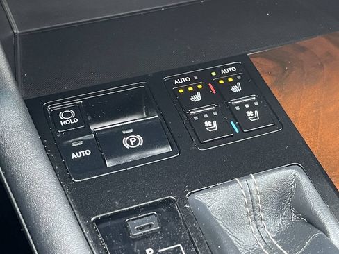 Used 2017 Lexus RX 350 AWD w/ Premium Package image 33