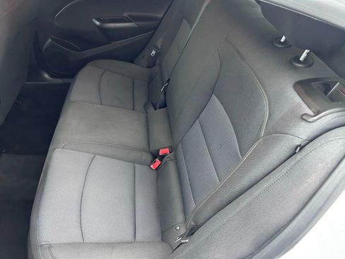Used 2018 Chevrolet Cruze LS image 20