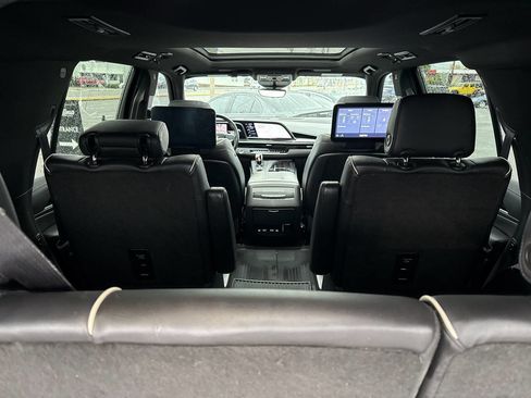 Used 2021 Cadillac Escalade Sport image 9