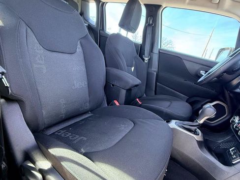 Used 2016 Jeep Renegade Sport w/ Power & Air Group FWD image 13