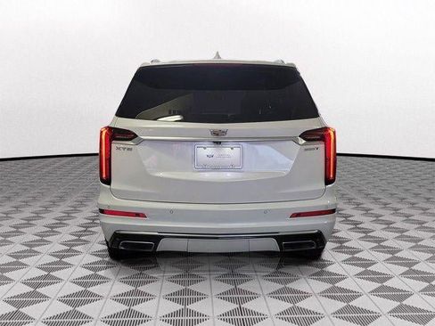 Certified 2023 Cadillac XT6 Luxury FWD image 5