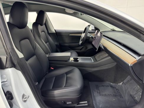 Used 2023 Tesla Model 3 Standard Range image 15