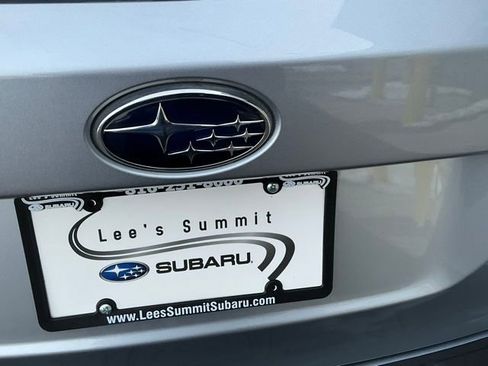 Certified 2023 Subaru Outback Limited image 4