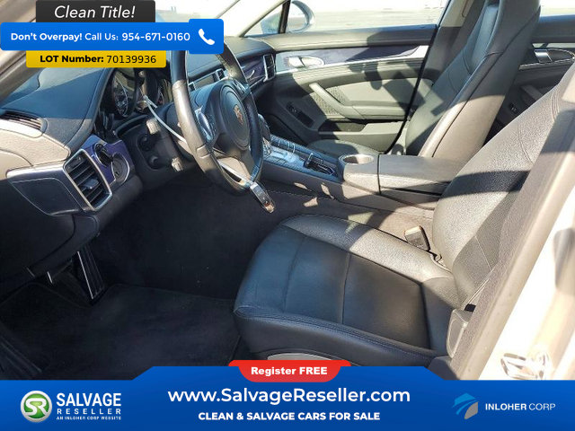 Used 2012 Porsche Panamera 4 image 9