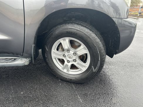 Used 2016 Toyota Sequoia SR5 image 33