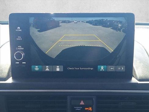 Used 2023 Honda Pilot EX-L image 13