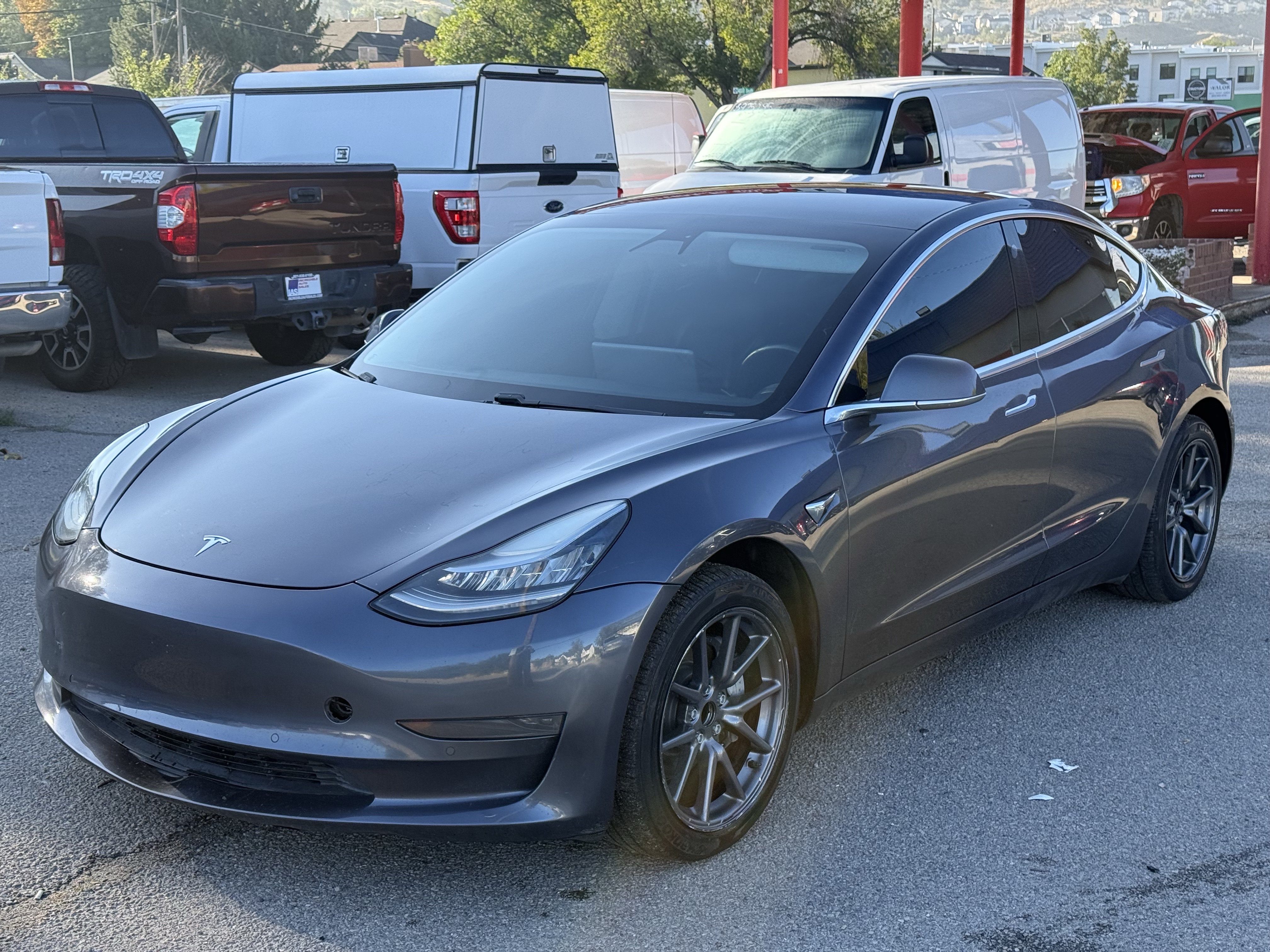 Used 2020 Tesla Model 3 Standard Range Plus RWD image 8