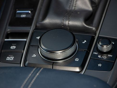 Used 2021 MAZDA CX-30 FWD 2.5 S image 24