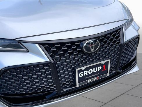 Used 2021 Toyota Avalon Touring FWD image 30